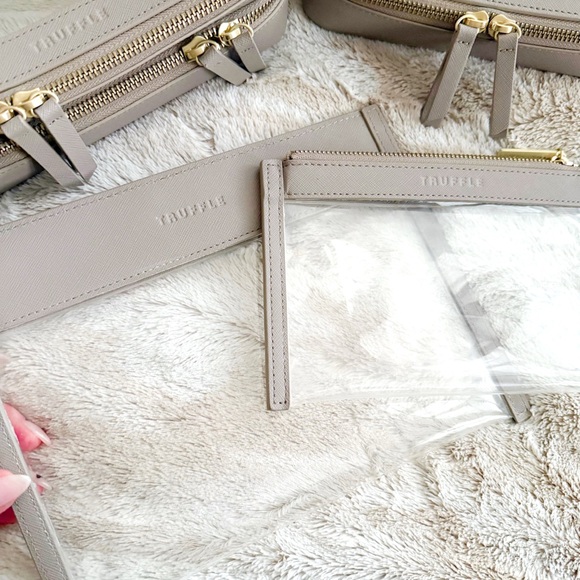 TRUFFLE Clarity Jetset Case and Clutch in Toffee Leather - Picture 4 of 13